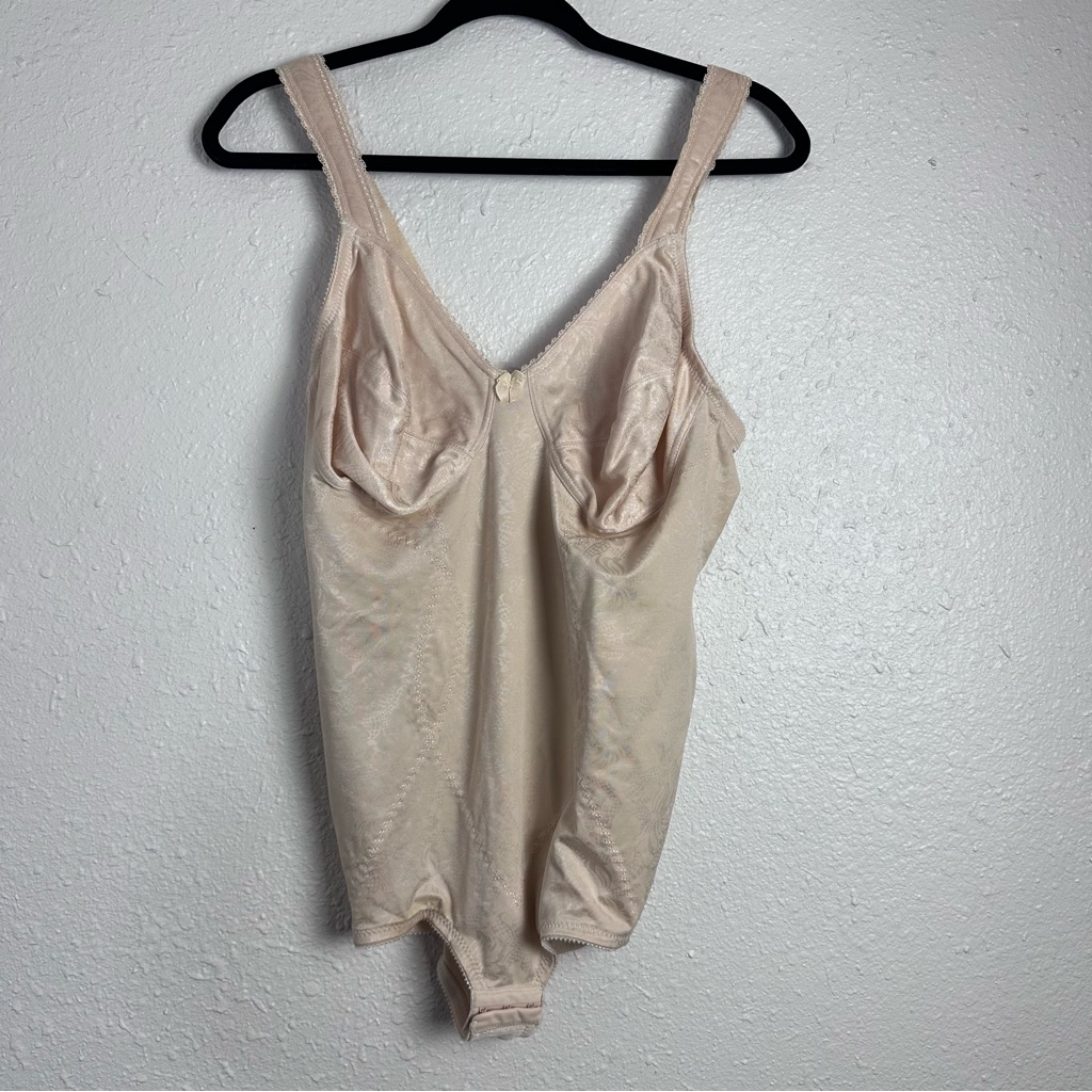 Flexees Shapewear Size 42 C